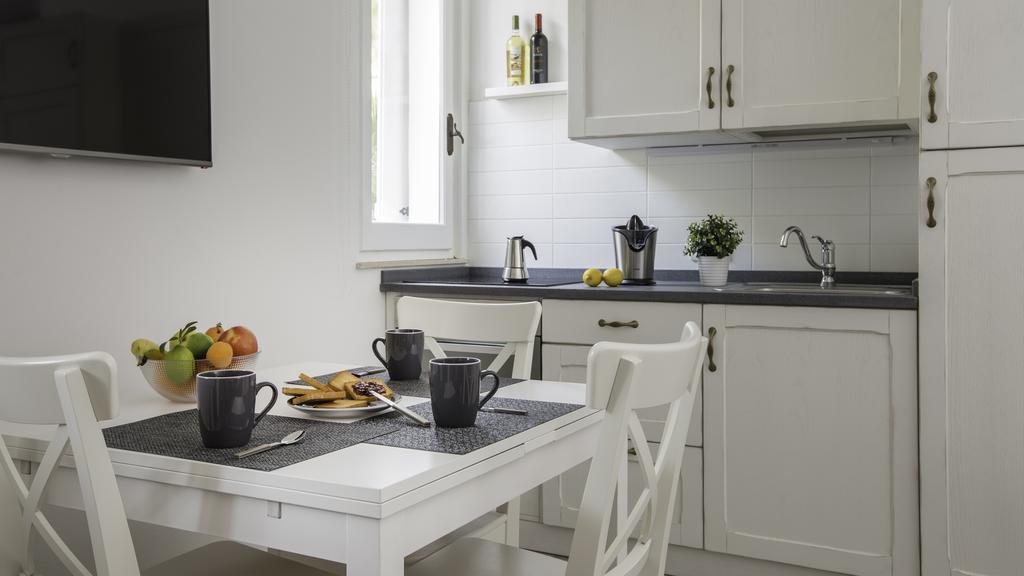 Birkin Apartments Cagliari Pokoj fotografie